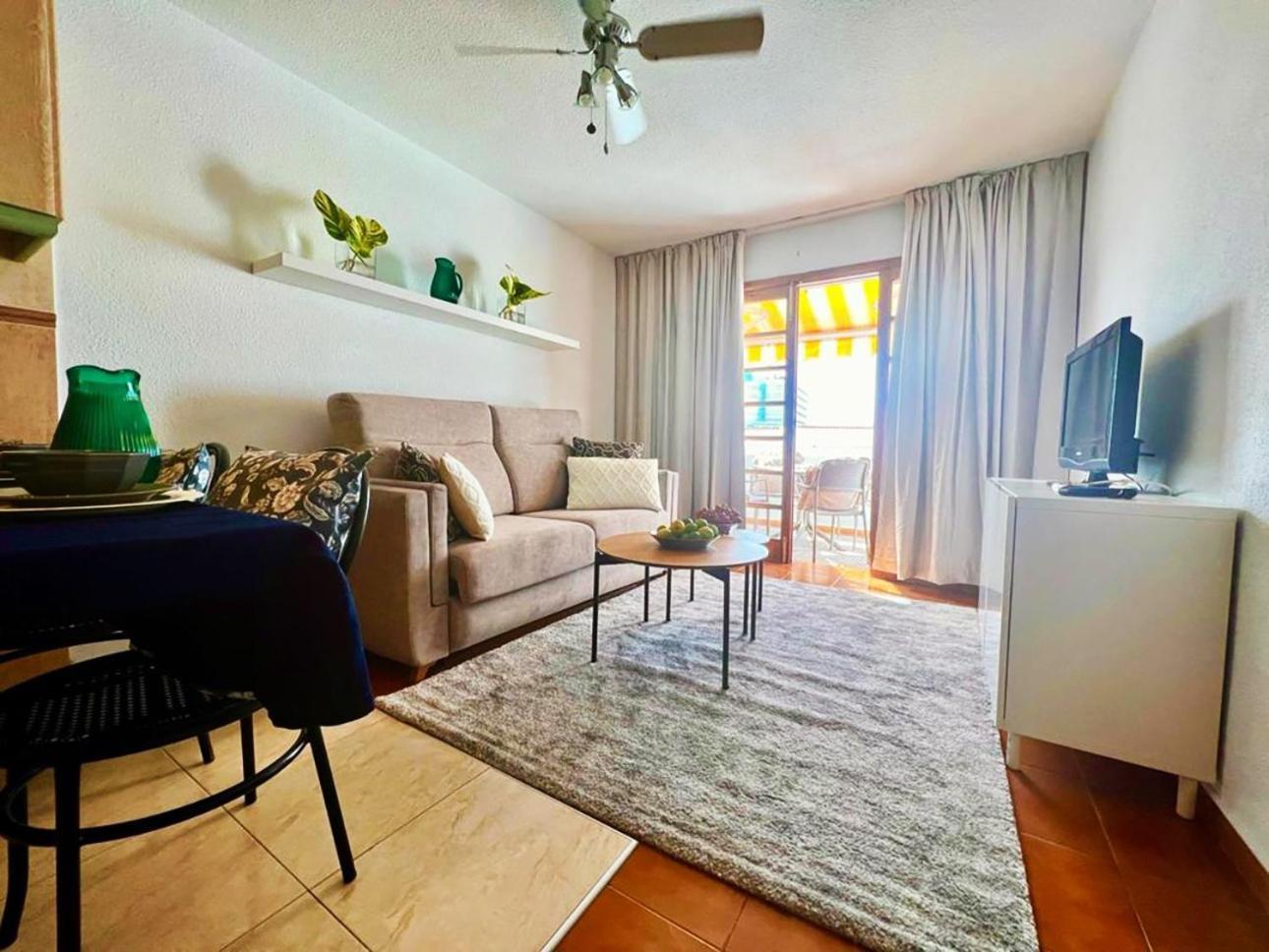 Coconut Apartament In Garden City ปลายา ฟัญญาเบ ภายนอก รูปภาพ