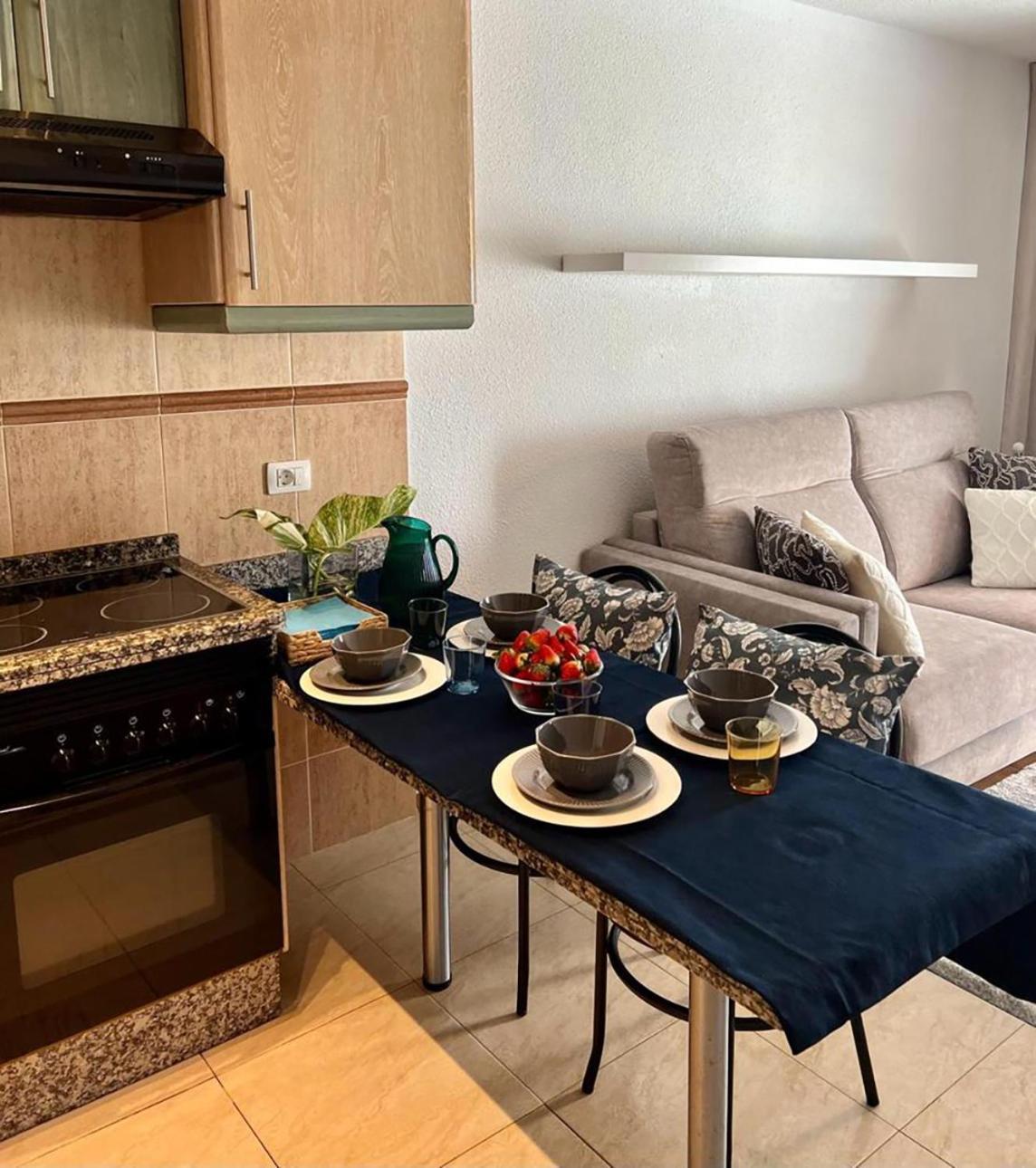 Coconut Apartament In Garden City ปลายา ฟัญญาเบ ภายนอก รูปภาพ