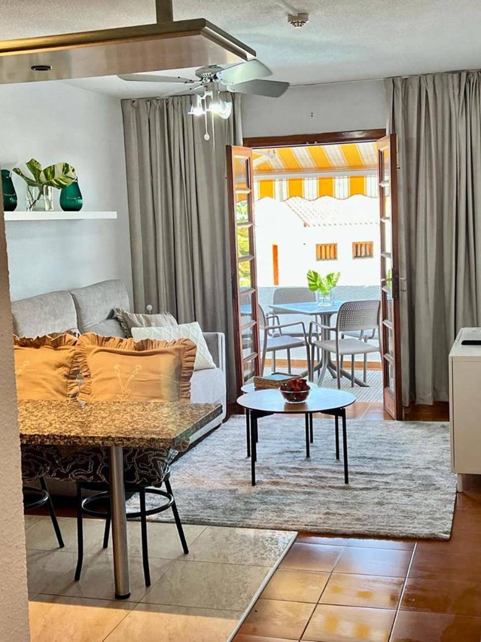 Coconut Apartament In Garden City ปลายา ฟัญญาเบ ภายนอก รูปภาพ